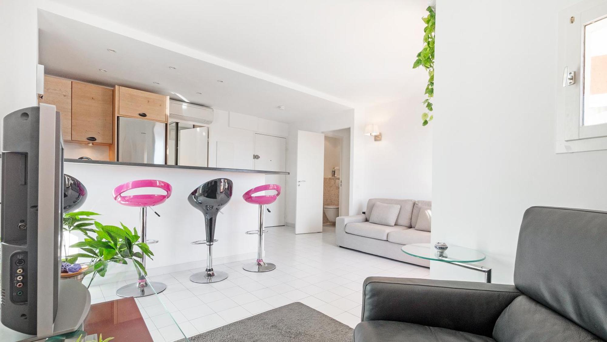 Casa Nostra, Port-Grimaud, Vue Sur Les Canaux Exterior foto